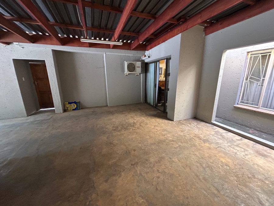 5 Bedroom Property for Sale in Brits North West